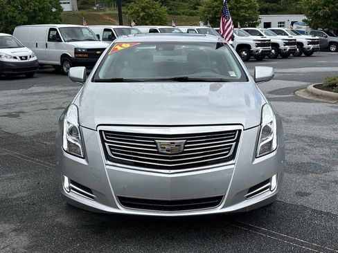 Used 2016 Cadillac XTS Platinum FWD image 4