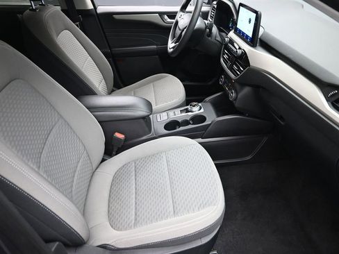 Used 2021 Ford Escape SE image 7