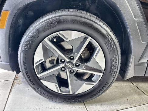 Certified 2025 Hyundai Tucson SEL FWD image 18