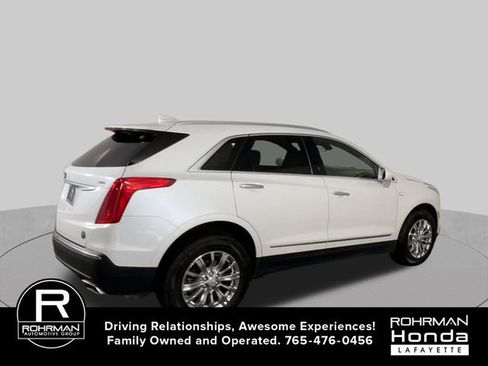 Used 2018 Cadillac XT5 Luxury w/ Driver Awareness Package AWD/4WD image 10