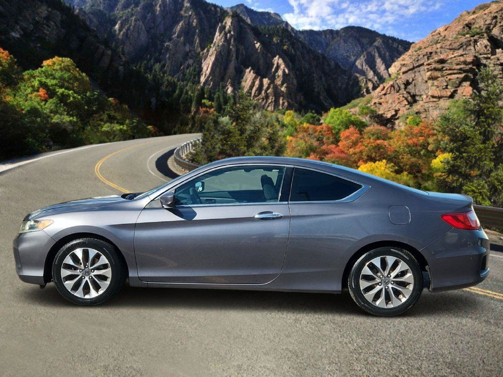 Used 2013 Honda Accord LX-S image 2