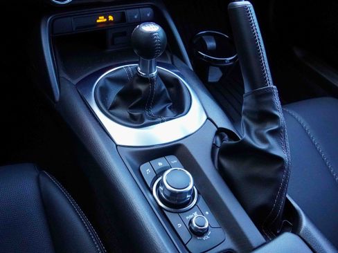 Used 2022 MAZDA MX-5 Miata Grand Touring image 29