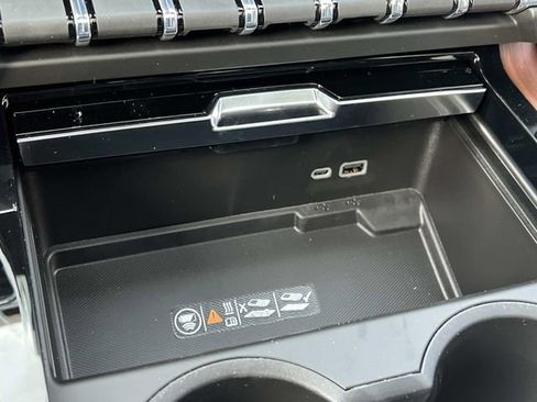 New 2026 GMC Yukon Denali w/ Sun & Power Step Package image 26