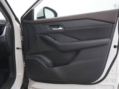 Used 2023 Nissan Rogue SL w/ SL Premium Package AWD/4WD image 9