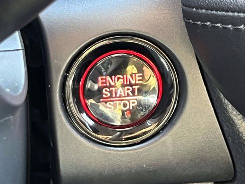 Certified 2023 Honda HR-V LX image 24