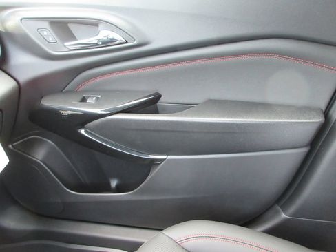 New 2026 Chevrolet Trax RS w/ Driver Confidence Package FWD image 33