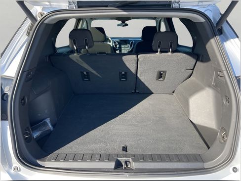 Used 2019 Chevrolet Equinox LT image 30