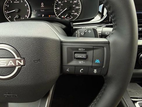 New 2026 Nissan Pathfinder SV image 23