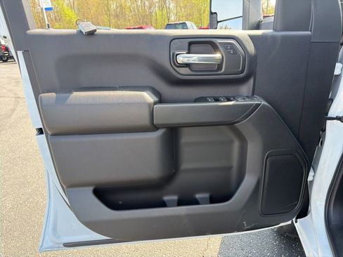 New 2026 Chevrolet Silverado 2500 W/T AWD/4WD image 4