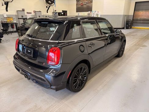 Used 2023 MINI Cooper S image 6