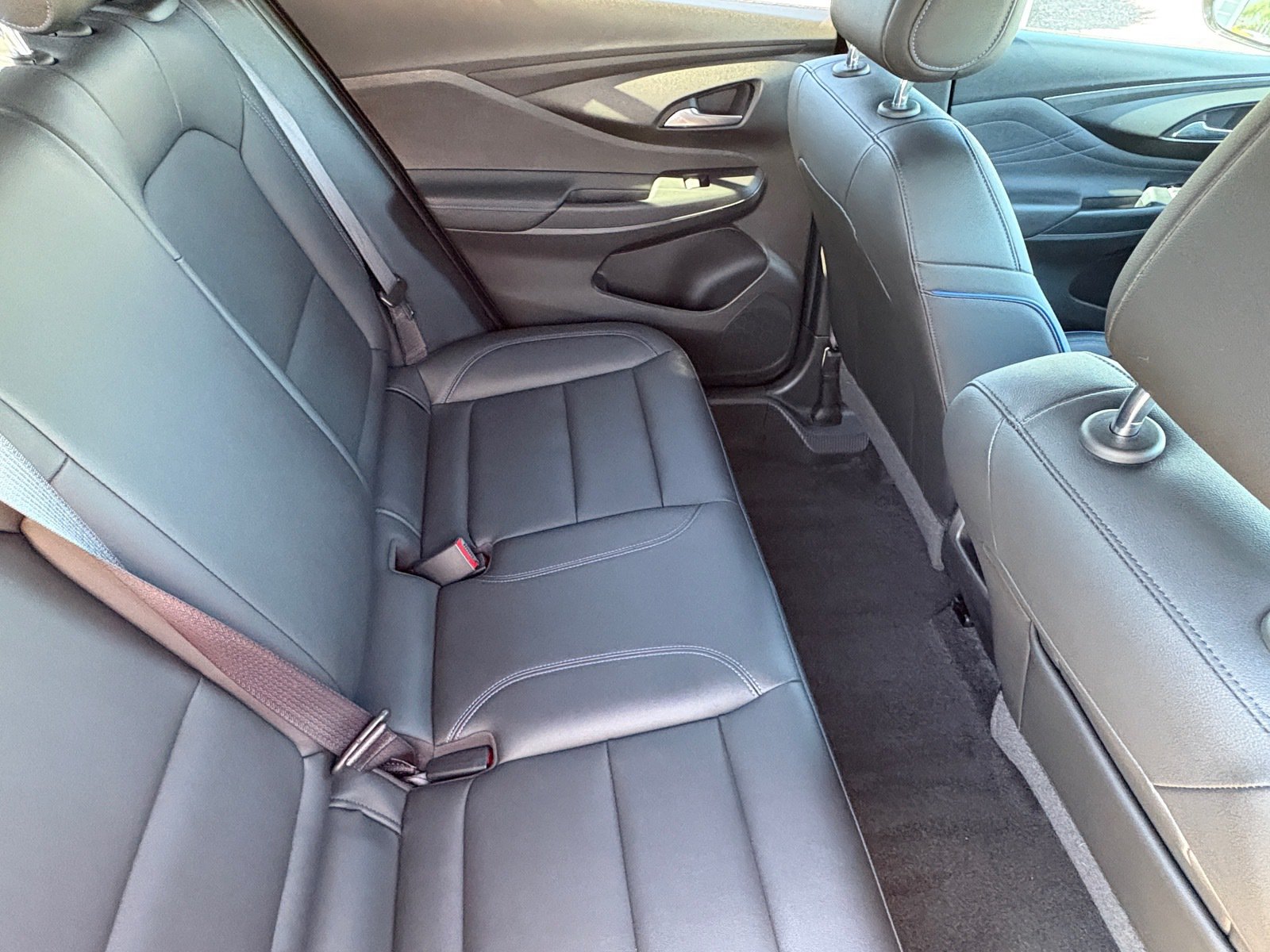 Used 2024 Buick Envista Sport Touring FWD image 12