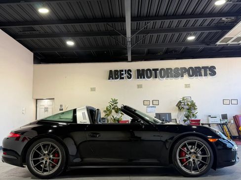 Used 2016 Porsche 911 Targa 4S AWD/4WD image 5