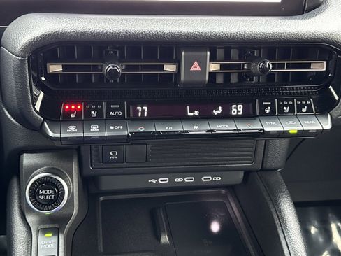 Used 2024 Toyota Land Cruiser image 34