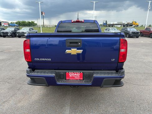 Used 2017 Chevrolet Colorado LT RWD image 4