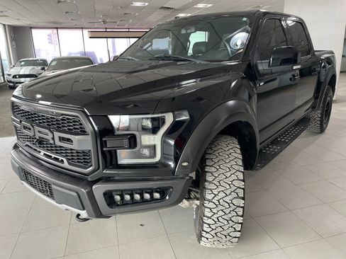 Used 2017 Ford F150 Raptor w/ Equipment Group 802A Luxury image 3