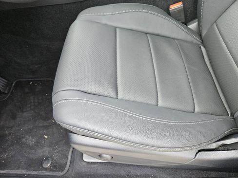 New 2026 Mercedes-Benz GLE 450 GLE 450 image 24