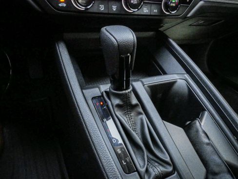 Certified 2023 Honda Accord EX image 26