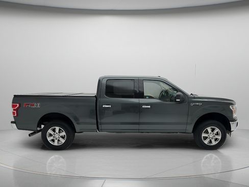 Used 2018 Ford F150 XLT w/ Equipment Group 302A Luxury AWD/4WD image 4
