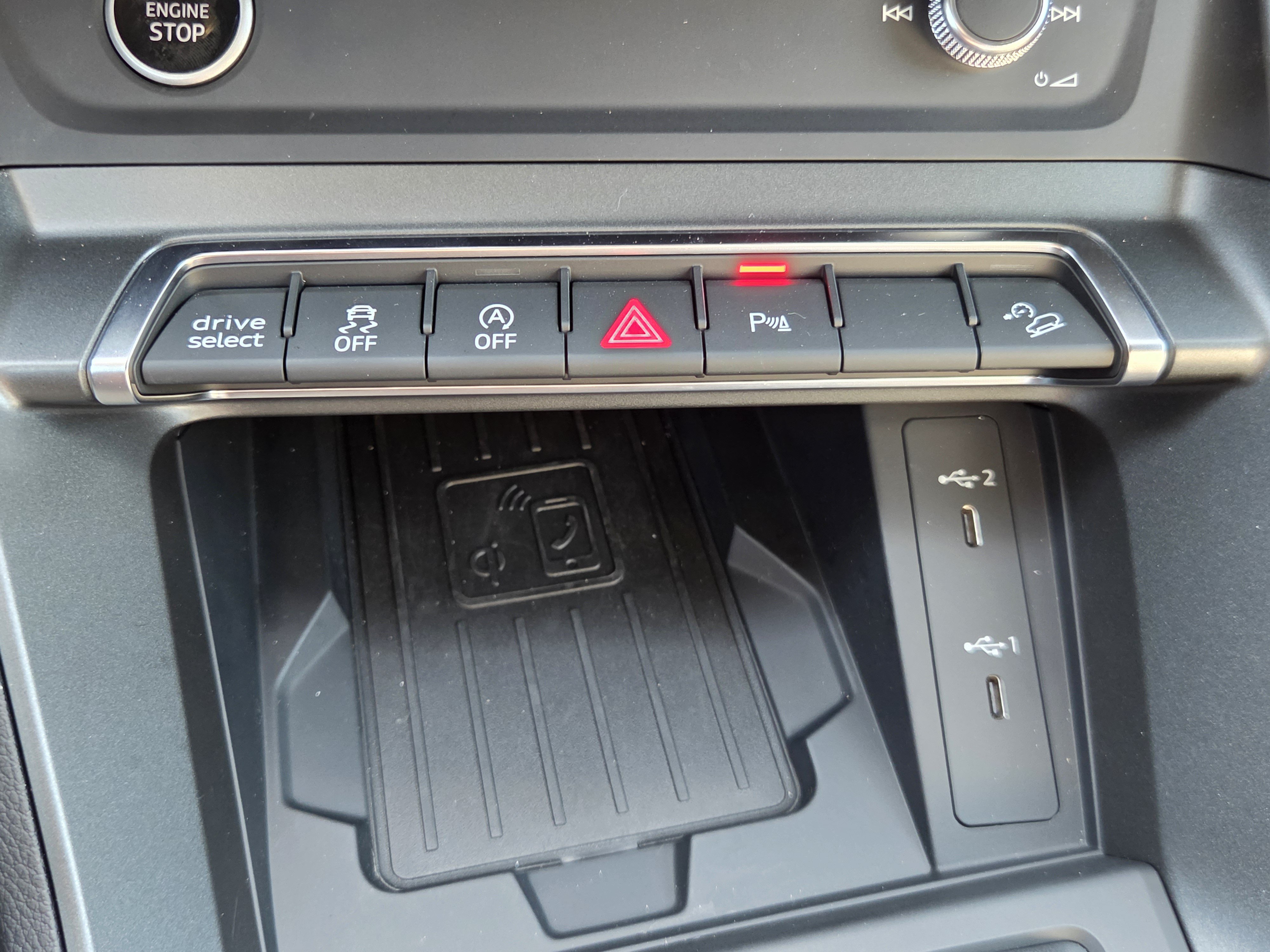 Used 2024 Audi Q3 2.0T Premium Plus AWD/4WD image 28