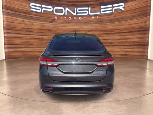 Used 2017 Ford Fusion Titanium AWD/4WD image 6
