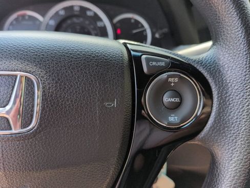 Used 2017 Honda Accord LX image 19