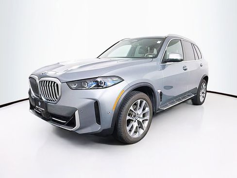 Certified 2025 BMW X5 xDrive40i w/ Climate Comfort Package image 3