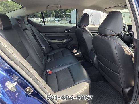 Used 2022 Nissan Altima 2.5 SR FWD image 15