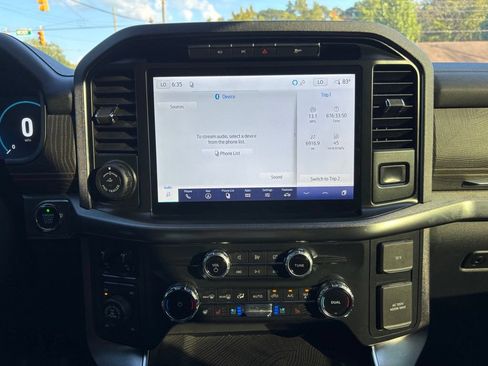 Used 2022 Ford F150 Platinum w/ Equipment Group 701A High AWD/4WD image 32