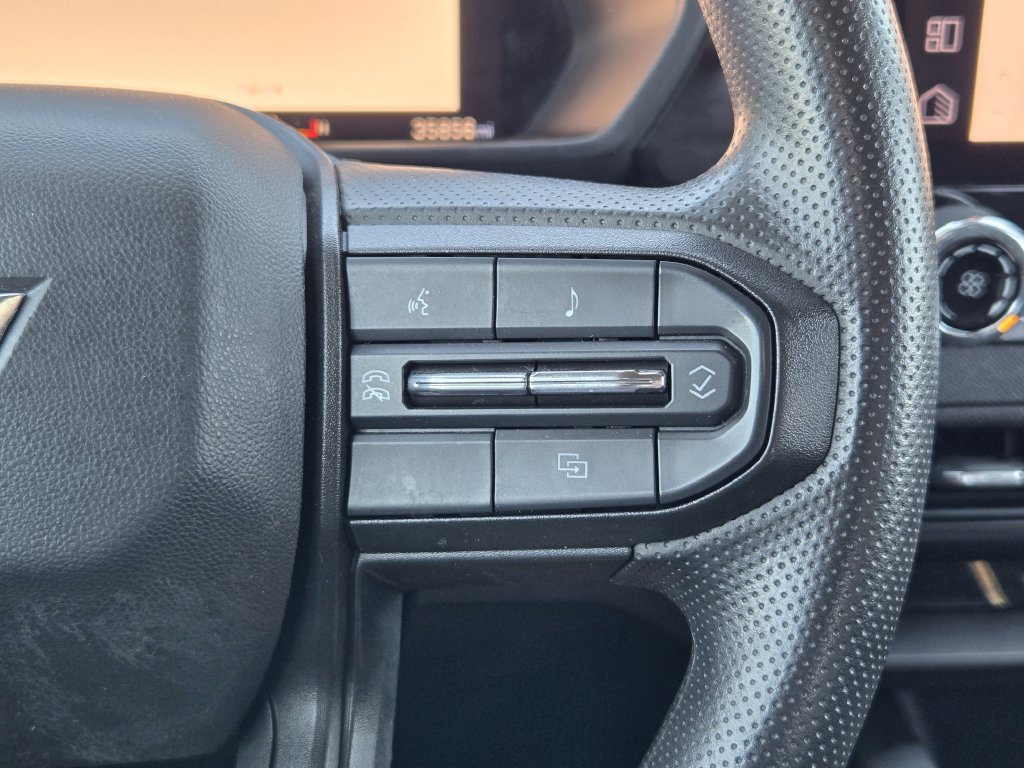 Used 2024 Chevrolet Colorado W/T RWD image 28