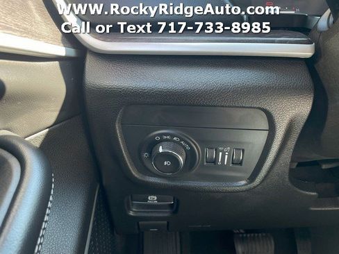 Used 2021 Jeep Grand Cherokee L Limited image 28