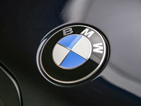 Used 2025 BMW X7 M60i AWD/4WD image 10