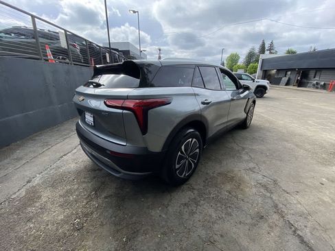 Used 2024 Chevrolet Blazer EV LT AWD/4WD image 6