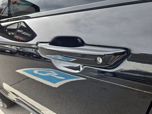 Used 2021 Jeep Grand Cherokee L Limited image 11