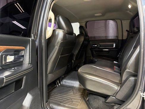 Used 2015 RAM 3500 Laramie w/ Convenience Group AWD/4WD image 25