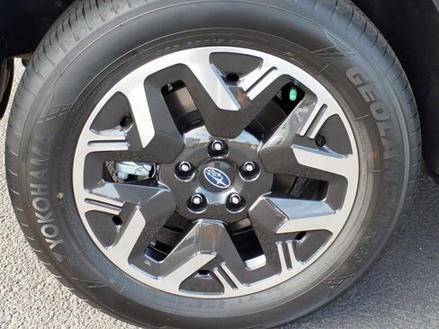 Certified 2025 Subaru Forester w/ Convenience Package #2 image 11