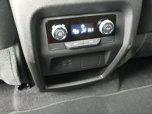 New 2025 Chevrolet Traverse LT w/ LPO, Floor Liner Package image 26