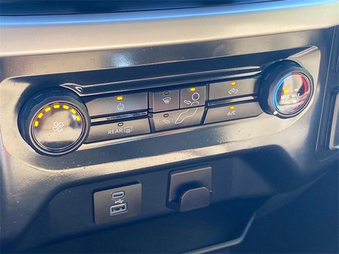 Used 2023 Ford F150 XLT image 24