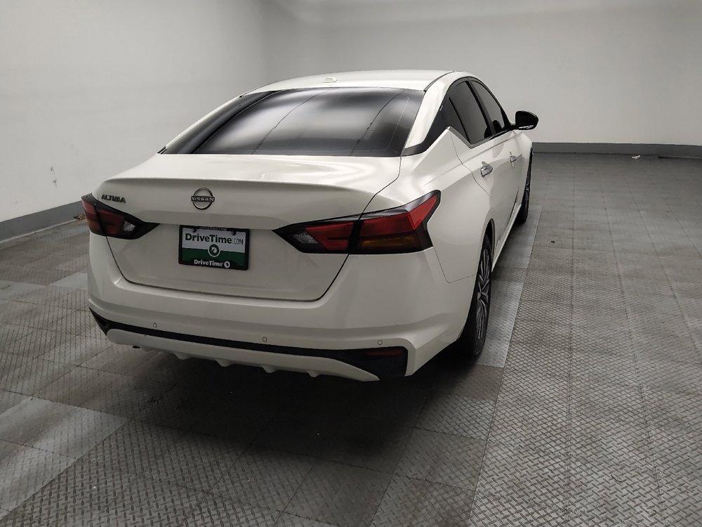 Used 2025 Nissan Altima 2.5 SV FWD image 9