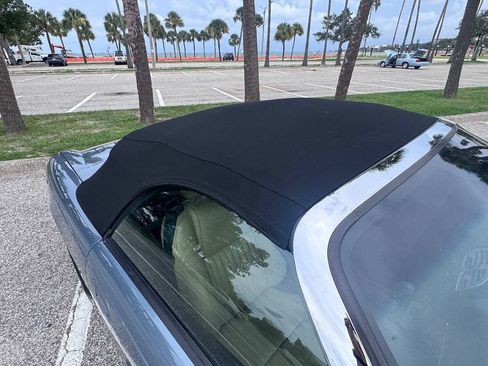Used 2005 Ford Thunderbird 50th Anniversary RWD image 48