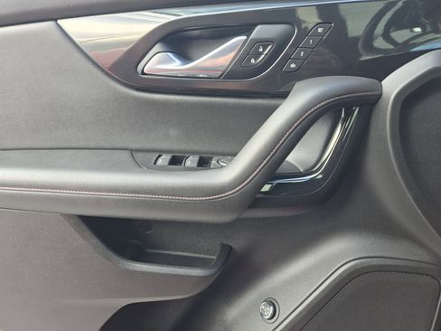 Used 2021 Chevrolet Blazer RS w/ Enhanced Convenience Package image 25