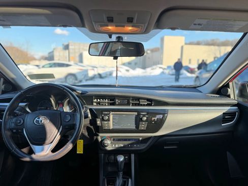 Used 2014 Toyota Corolla S image 21