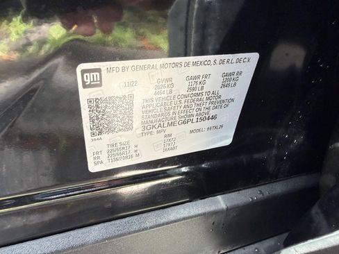 Used 2023 GMC Terrain SLE image 29