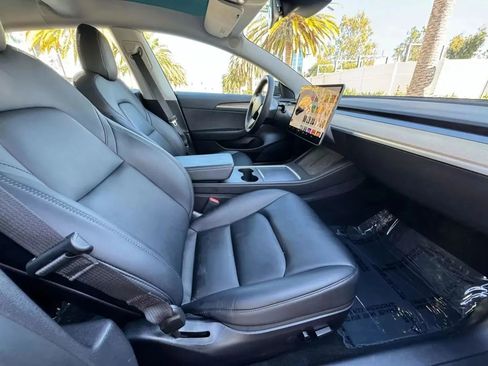 Used 2023 Tesla Model Y Performance AWD/4WD image 14