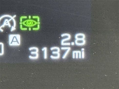 Used 2025 Subaru Forester Touring image 2