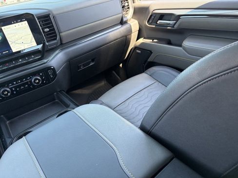 Used 2024 Chevrolet Silverado 2500 ZR2 w/ ZR2 Bison Edition AWD/4WD image 17
