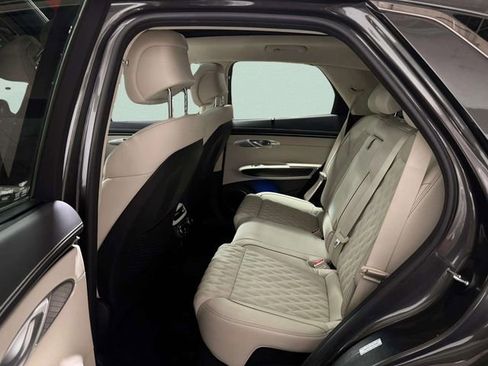 Used 2025 Genesis GV70 3.5T Sport w/ Sport Prestige Package image 27