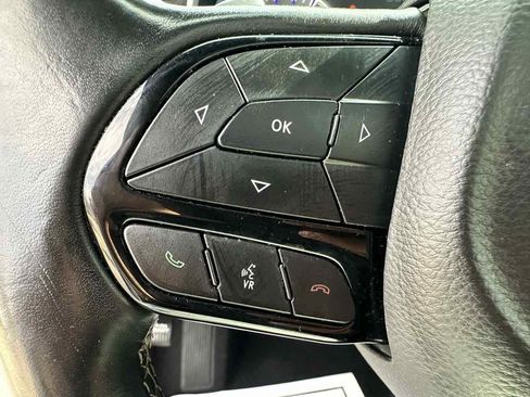 Used 2022 Chrysler 300 S RWD image 15