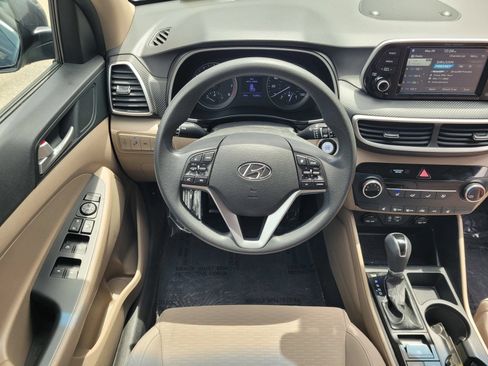 Used 2021 Hyundai Tucson Value FWD image 11