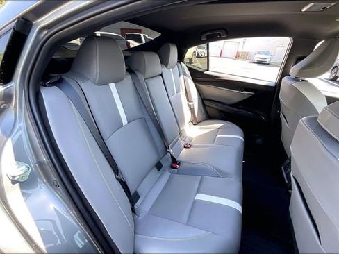 Used 2025 Toyota Camry SE FWD image 27