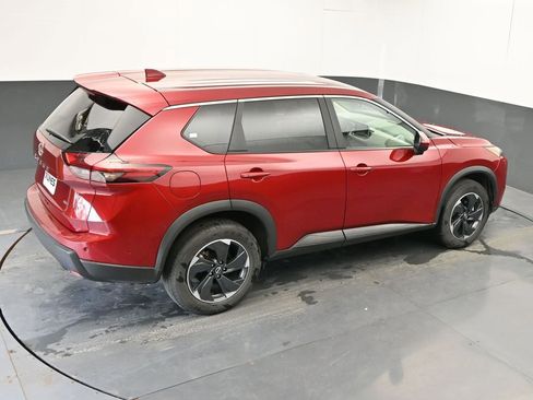 Used 2025 Nissan Rogue SV AWD/4WD image 44